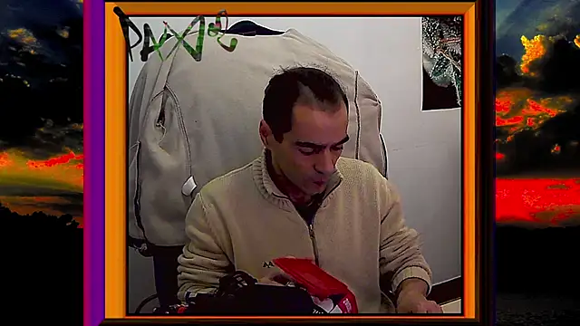 Snapshot of ReyDeBotones chatting on 02/25/26, 09:24 ReyDeBotones online show from 02/25/26, 09:24