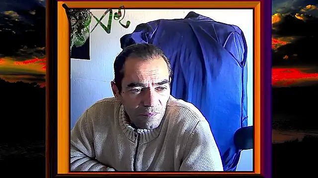 Snapshot of ReyDeBotones chatting on 02/28/26, 03:02 ReyDeBotones online show from 02/28/26, 03:02