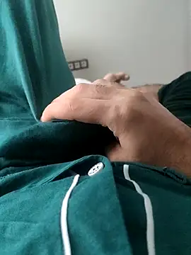 legolasleo online show from 11/29/25, 05:21