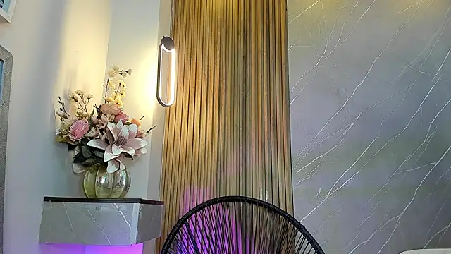 ariana jhonson1 online show from 02/12/25, 12:55