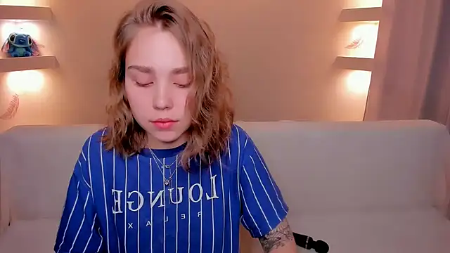 YourMegan online show from 11/11/25, 07:47