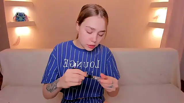 YourMegan online show from 11/16/25, 05:40