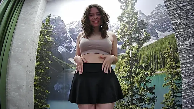 girliemilk online show from 05/06/26, 07:30