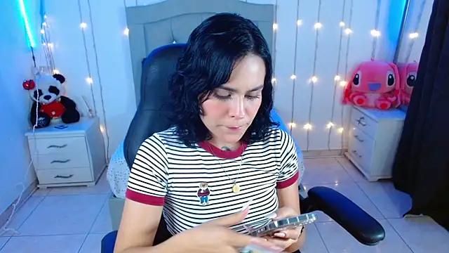 veronica luar online show from 10/12/25, 03:05