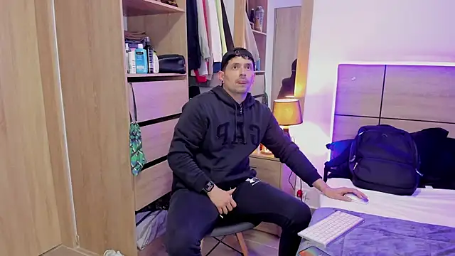 ILoveNYStyle online show from 03/12/25, 01:36