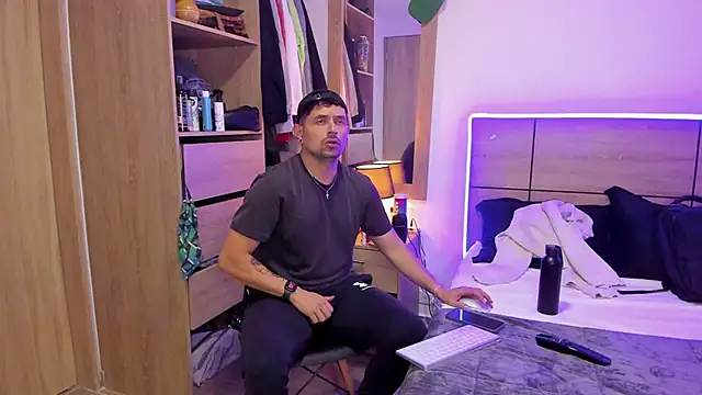 ILoveNYStyle online show from 03/18/25, 01:32