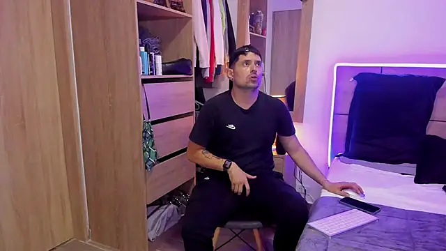 ILoveNYStyle online show from 03/21/25, 01:34