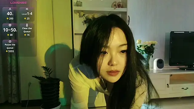 nanaliu6 online show from 03/20/25, 02:10