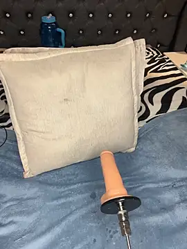 Nicky gh online show from 03/08/26, 02:04