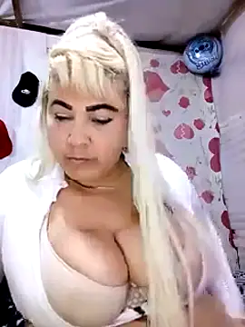 BonniAdams online show from 09/19/25, 09:59