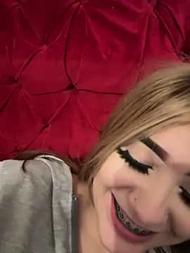 akirahattori online show from 10/17/25, 04:37