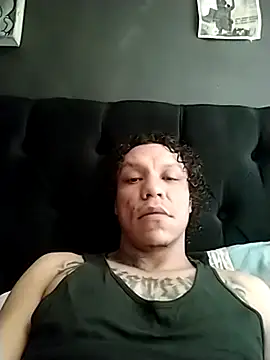 0nn0sk8 online show from 04/28/26, 07:41