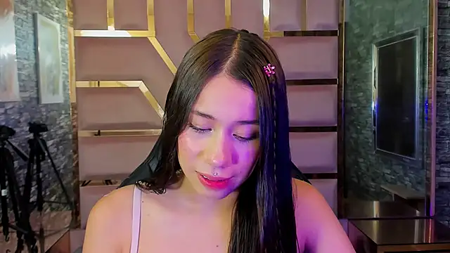 Snapshot of BarbieGirl___ chatting on 03/13/25, 04:49 BarbieGirl online show from 03/13/25, 04:49