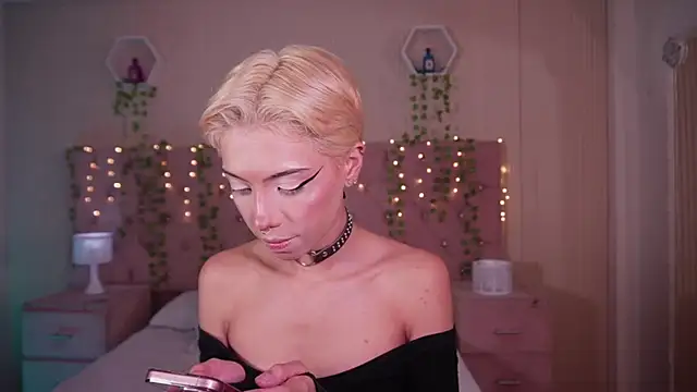 soidai miiu online show from 10/01/25, 01:39