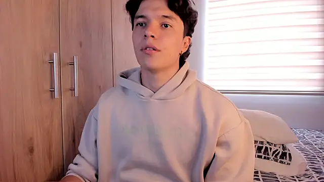 Mastrangelo xxx online show from 11/25/25, 08:09