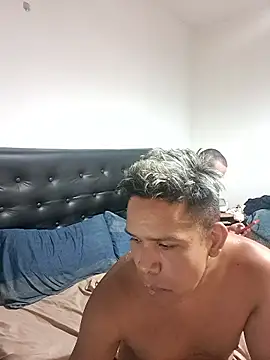 liamlara online show from 01/12/26, 03:01