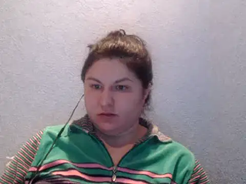 KiraSwee online show from 01/24/25, 06:35