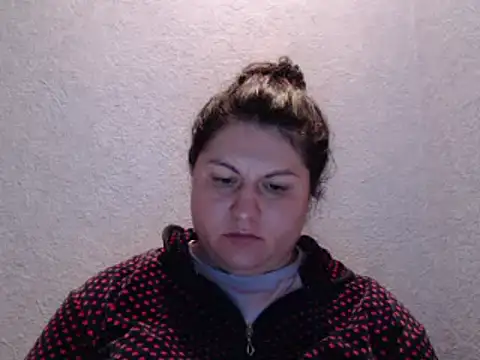 KiraSwee online show from 10/07/25, 04:37