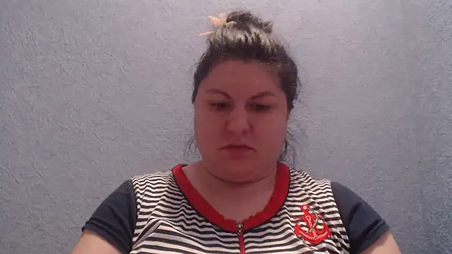 KiraSwee online show from 01/08/26, 05:15