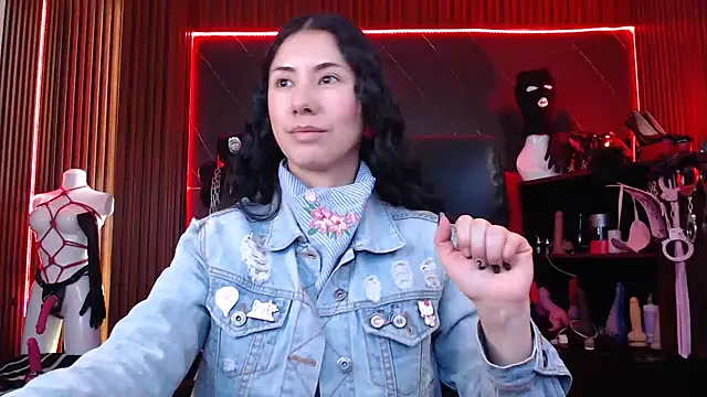 XiaQueen online show from 09/13/25, 07:35