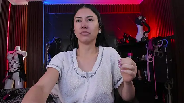 XiaQueen online show from 01/15/26, 11:37