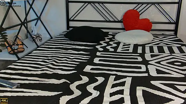 emiljanna online show from 02/28/25, 08:09