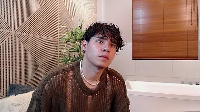 Snapshot of Gabriell_ramirez chatting on 03/09/25, 10:19 Gabriell ramirez online show from 03/09/25, 10:19