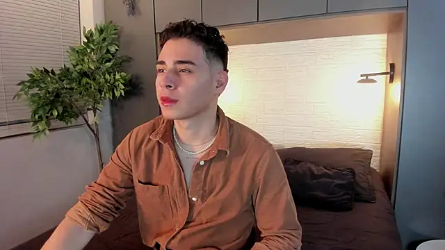 Snapshot of Gabriell_ramirez chatting on 03/16/25, 03:47 Gabriell ramirez online show from 03/16/25, 03:47