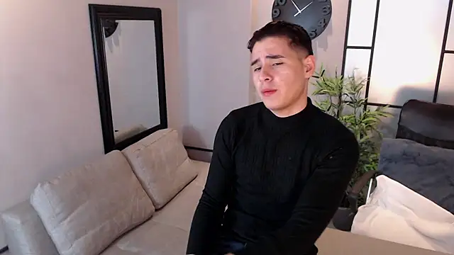 Snapshot of Gabriell_ramirez chatting on 03/20/25, 03:56 Gabriell ramirez online show from 03/20/25, 03:56