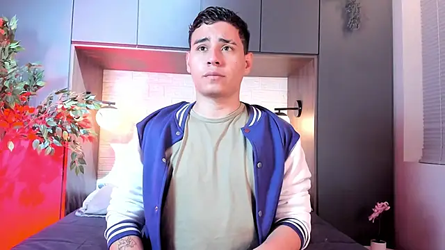 Snapshot of Gabriell_ramirez chatting on 09/19/25, 04:03 Gabriell ramirez online show from 09/19/25, 04:03