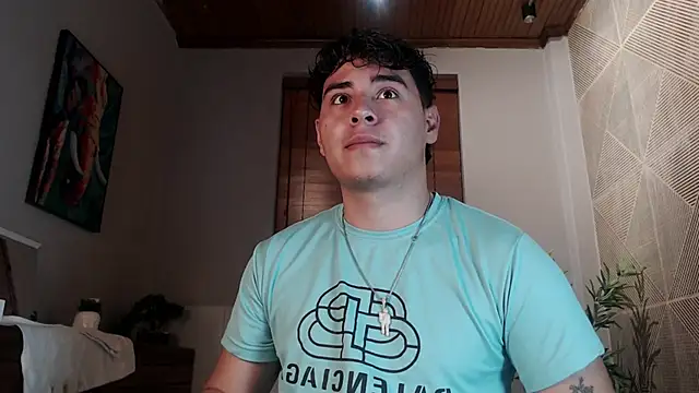 Snapshot of Gabriell_ramirez chatting on 02/08/26, 03:21 Gabriell ramirez online show from 02/08/26, 03:21