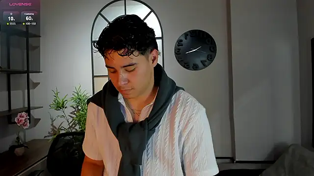 Snapshot of Gabriell_ramirez chatting on 02/10/26, 03:10 Gabriell ramirez online show from 02/10/26, 03:10