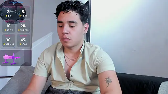 Snapshot of Gabriell_ramirez chatting on 03/01/26, 04:03 Gabriell ramirez online show from 03/01/26, 04:03