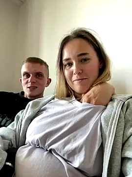 Snapshot of alisanikita chatting on 09/25/25, 09:35 alisanikita online show from 09/25/25, 09:35