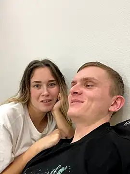 Snapshot of alisanikita chatting on 11/24/25, 05:40 alisanikita online show from 11/24/25, 05:40