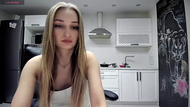 lisenok online show from 03/12/26, 06:03