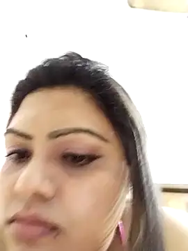 blue-berry07 online show from 11/16/25, 11:32