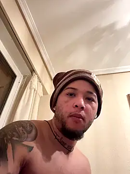 yeiyei oficial online show from 10/24/25, 03:14