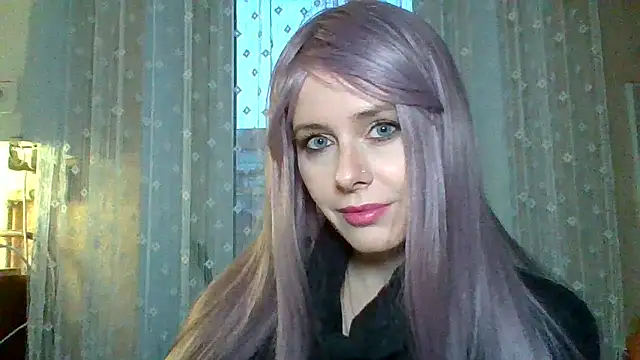 Snapshot of LuminousLady chatting on 02/18/25, 04:58 LuminousLady online show from 02/18/25, 04:58