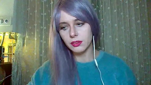 Snapshot of LuminousLady chatting on 02/23/25, 06:56 LuminousLady online show from 02/23/25, 06:56