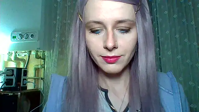 Snapshot of LuminousLady chatting on 03/09/25, 06:32 LuminousLady online show from 03/09/25, 06:32