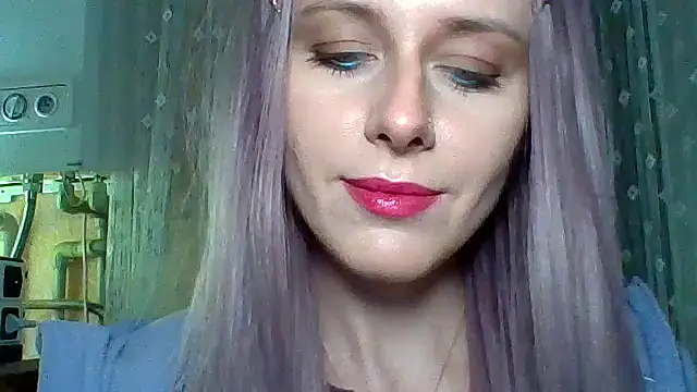 Snapshot of LuminousLady chatting on 03/09/25, 09:36 LuminousLady online show from 03/09/25, 09:36