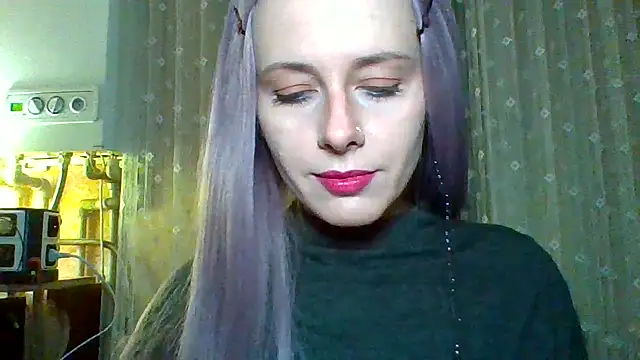 Snapshot of LuminousLady chatting on 03/10/25, 06:23 LuminousLady online show from 03/10/25, 06:23