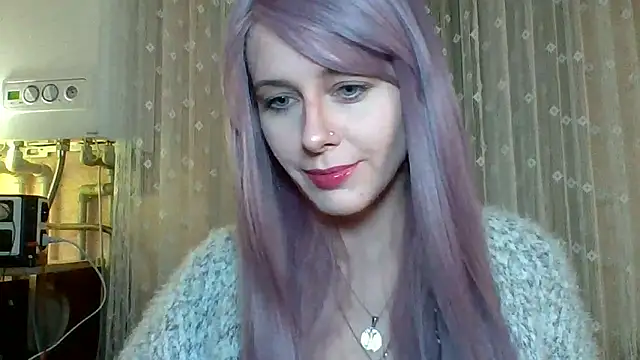 Snapshot of LuminousLady chatting on 03/14/25, 06:29 LuminousLady online show from 03/14/25, 06:29