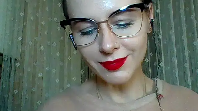 Snapshot of LuminousLady chatting on 03/19/25, 09:37 LuminousLady online show from 03/19/25, 09:37