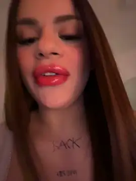 mrsbellanova online show from 02/17/26, 08:37