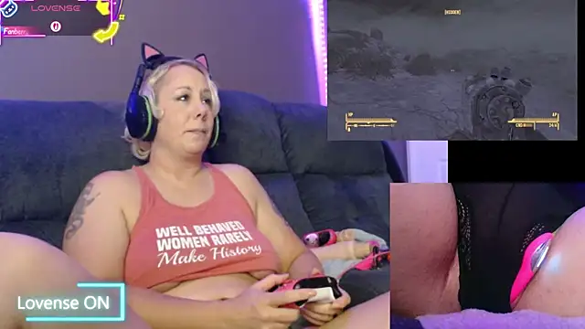 Trixiekittycutie online show from 09/19/25, 06:52