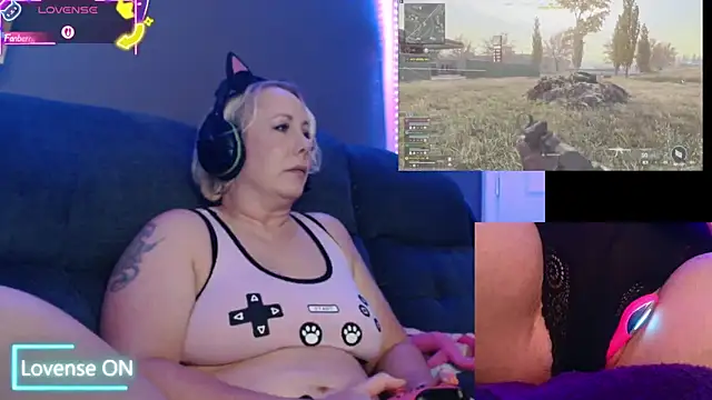 Trixiekittycutie online show from 09/28/25, 01:22