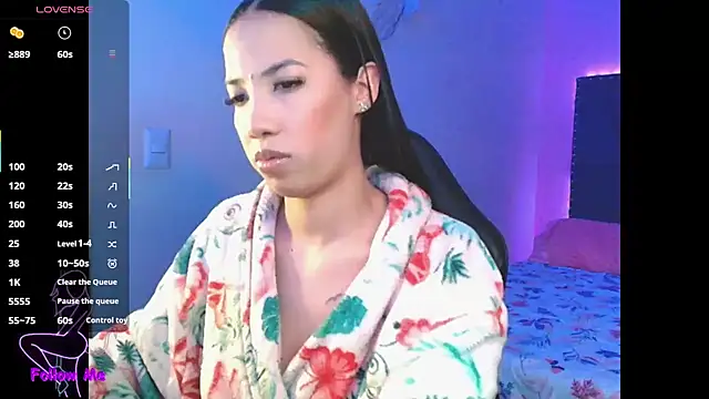 SallyWhitee online show from 09/10/25, 05:07