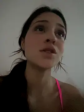 Snapshot of AngelRuby chatting on 10/14/25, 10:43 AngelRuby online show from 10/14/25, 10:43